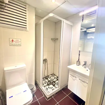 Udi Bed & Breakfast 3*