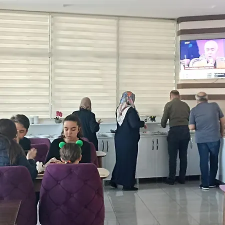 Udi Alojamento de Acomodação e Pequeno-almoço 3*
